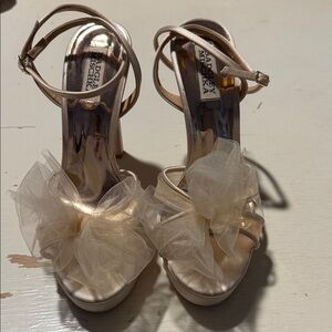Badgley Mischka Champagne Heels with Tulle Accents